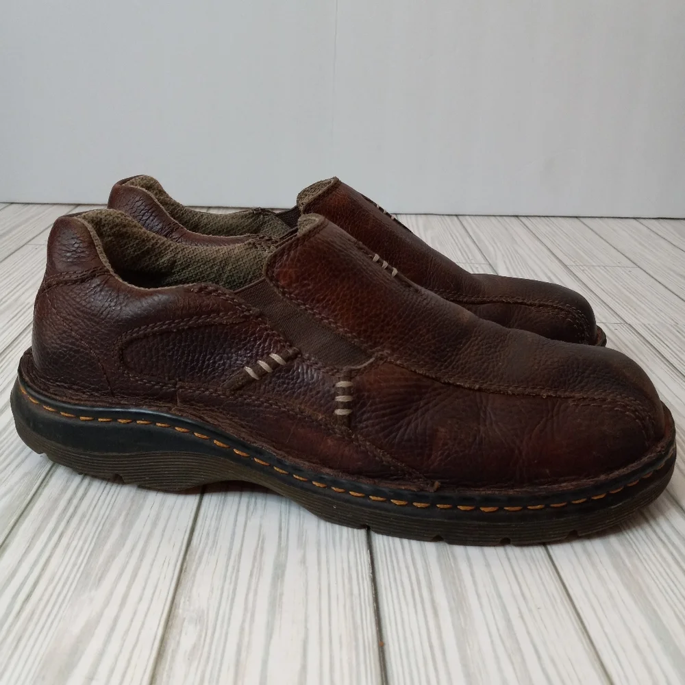 Vintage Dr. Martens Y2K Leather Casual Slip-On Loafer Boots